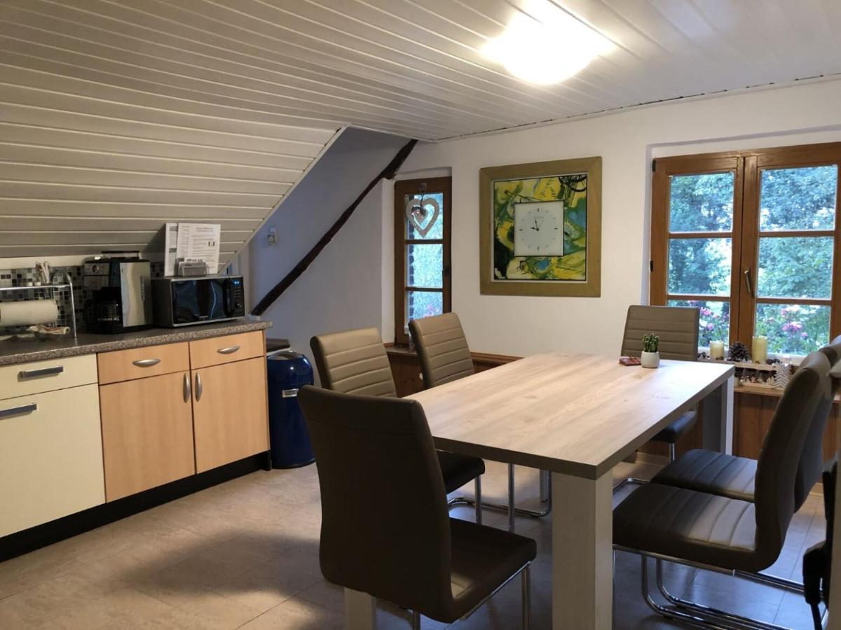 Ferienwohnung Auf Denkmalgeschuetztem Sturmhof Grefrath Exterior foto